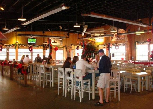 infrared-heaters-for-bars-mounted-over-enclosed-area