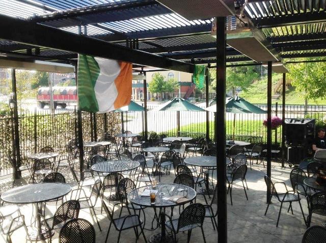 outdoor-patio-with-louvered-roof-9-irish
