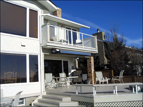 residential-infrared-patio-heater-mounted-under-balcony
